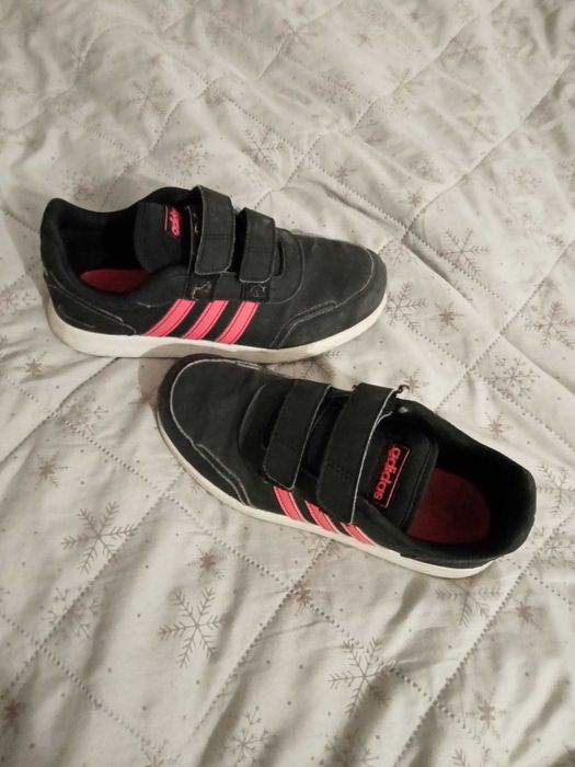 Buty dla dziewczynki Adidas