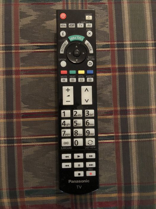 TV 50” Panasonic Plasma TX-P50ST50