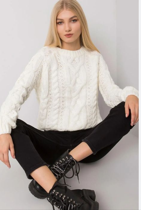 Sweterek M-XXL beżowy