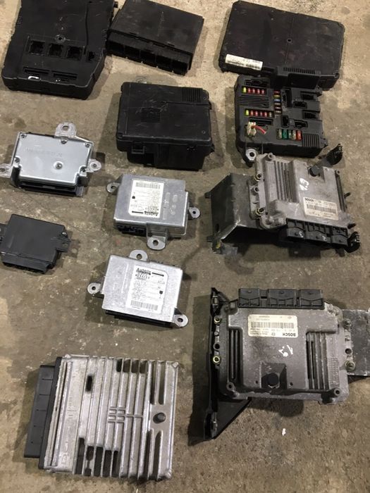 Renault 1.9 1.5 scenic 2 megane блок ЕБУ управління двигуном комфорту