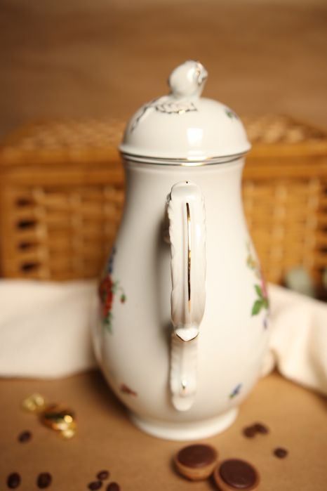 Dzbanek Furstenberg kwiaty porcelana imbryk