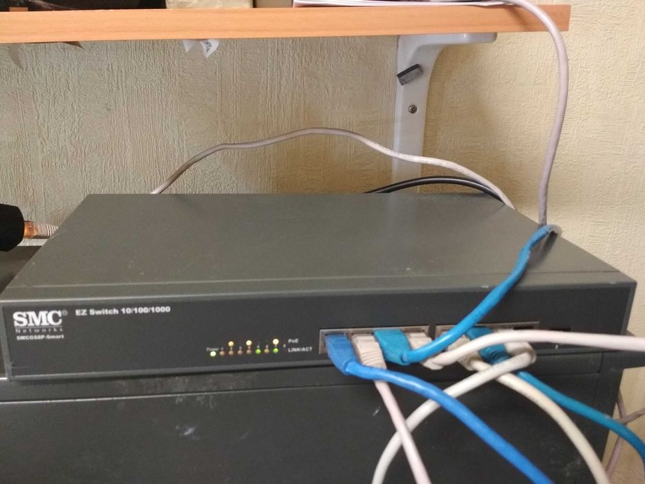 SMCGS8P  - 10/100/1000 8-портовый гигабитный РоЕ смарт-свитч (SFP)