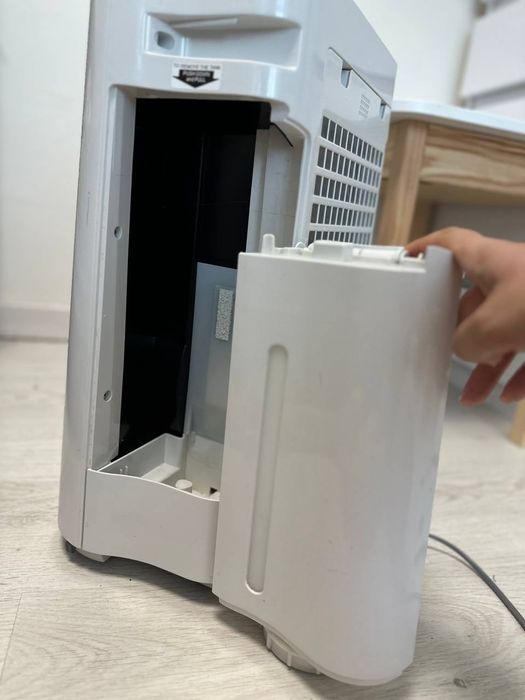 Очищувач повітря Sharp KC-D40EUW