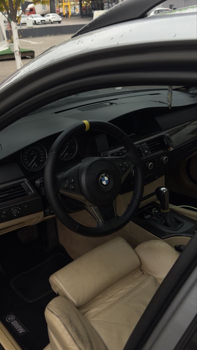 Продам авто BMW 530d