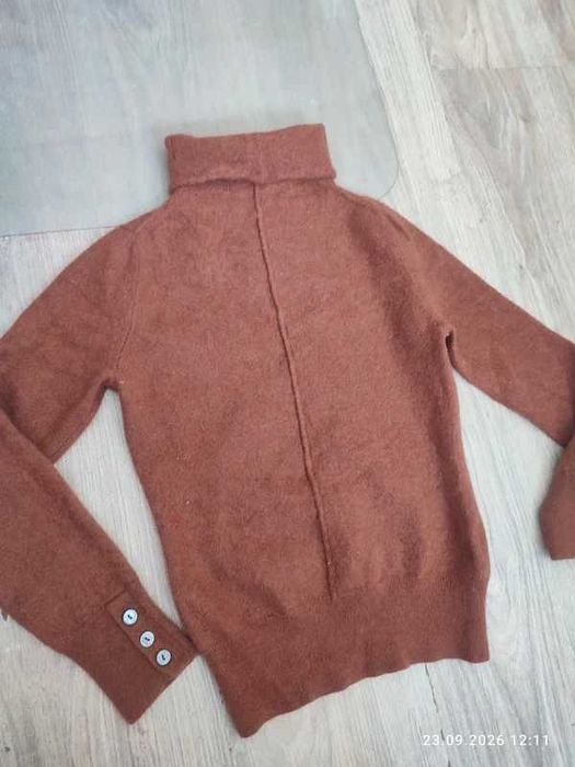 piękny, elegancki sweter w odcieniu brązu rozm. S. 100% kaszmiru