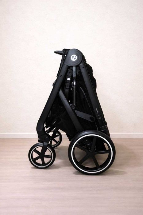 Cybex Balios s lux, коляска в новому стані