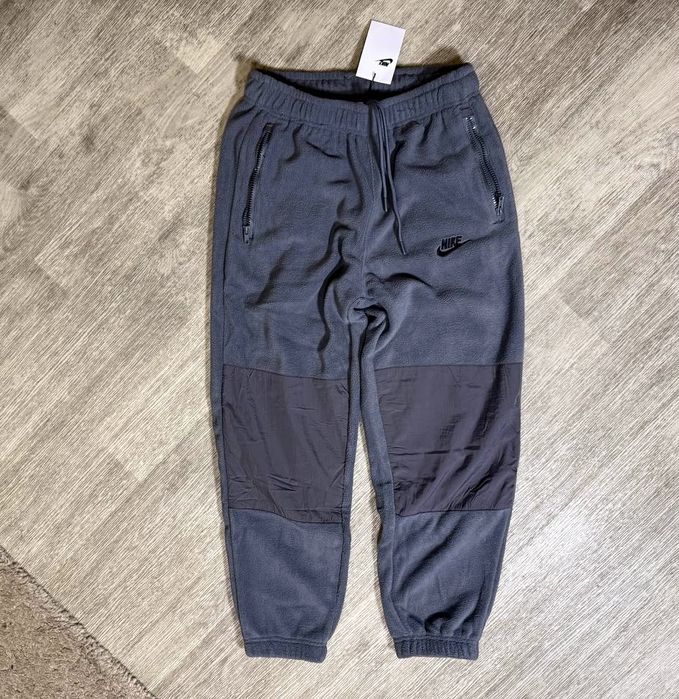Флисовые спортивные штаны Nike