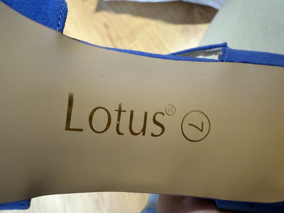 Buty lotus r.7 , torebka lotus