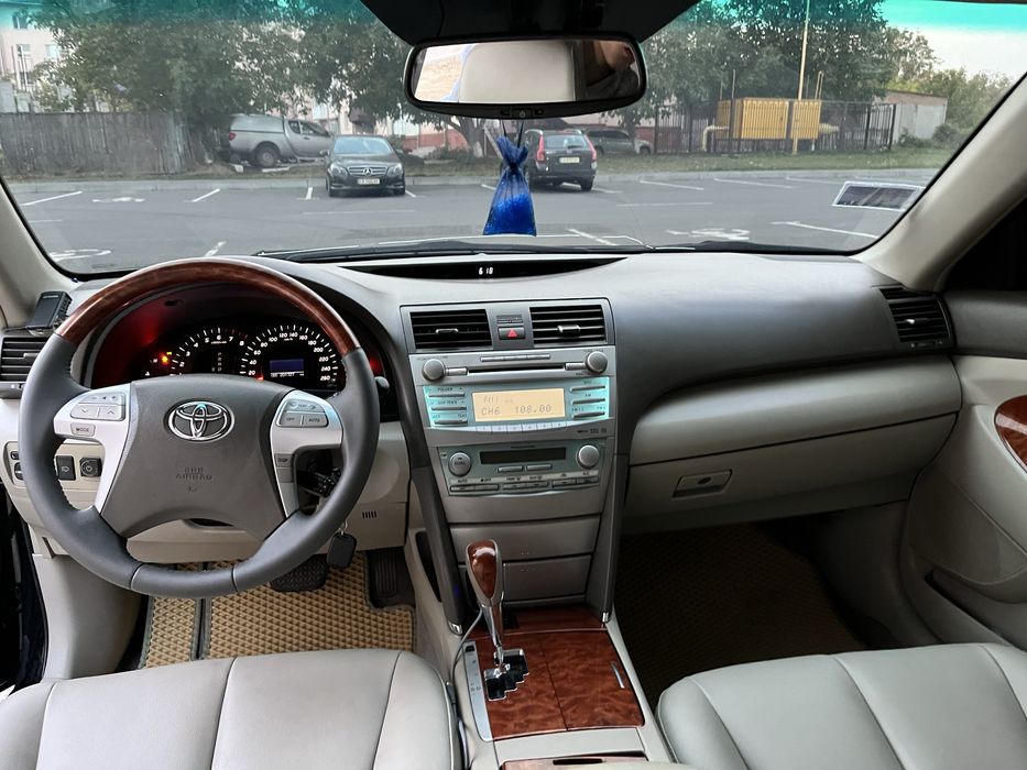 Toyota Camry 40,3.5 V6,2007Рік,Гарний стан