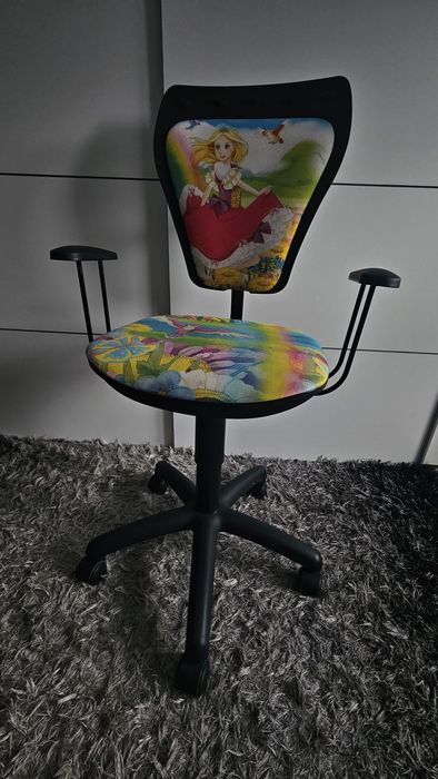 Krzesełko obrotowe dziecięce