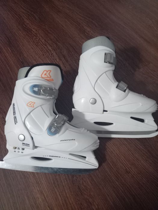 Жіночі коньки роздвижні