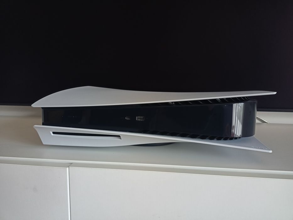 PS5 825gb com leitor de disco