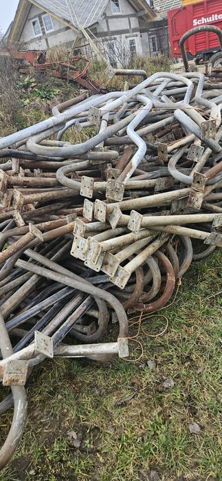 Stanowiska dla krów, agrafki, miejsca, legowiska