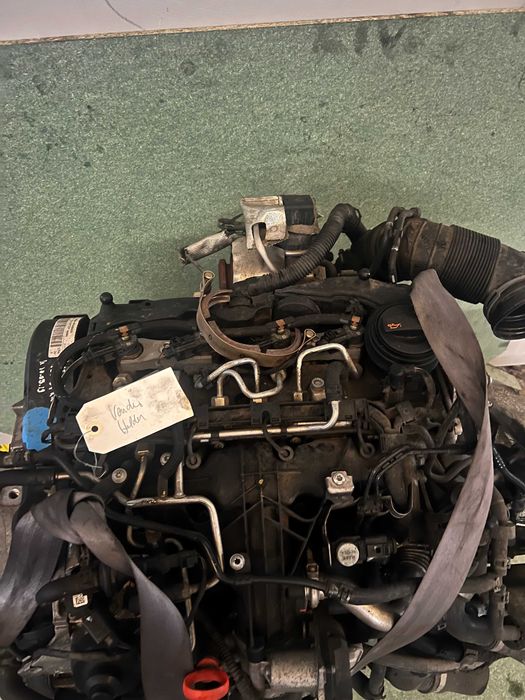 Motor VW Golf VI 6 Skoda caddy 2.0 TDI Ref: CFH