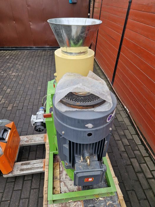 peleciarka  granulator         peletu    moc  30KW