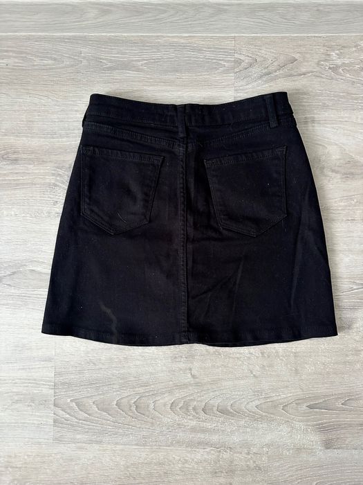 Спідниця на ґудзиках