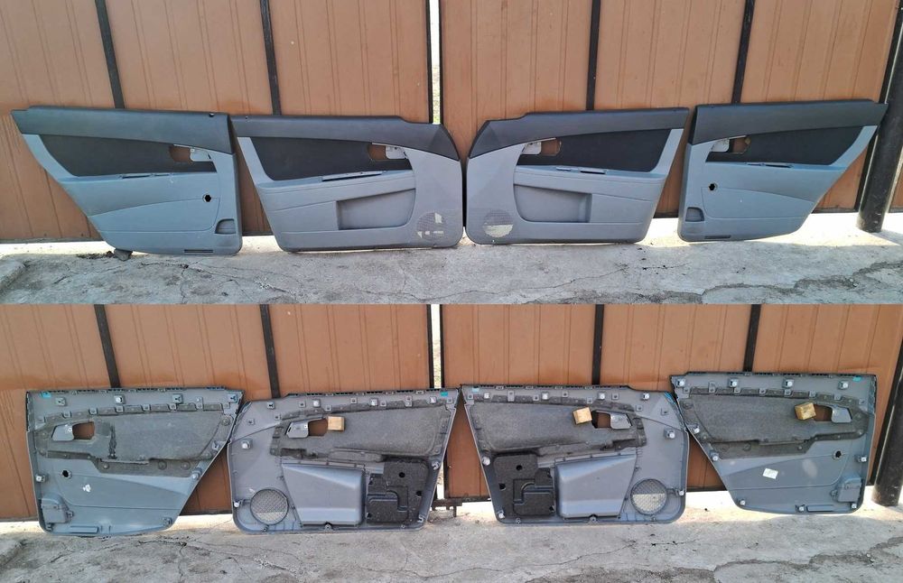 Дверні карти пріора ваз 2170-2172 в гарному стані