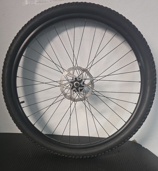 Vendo roda dianteira etrto 622X19C