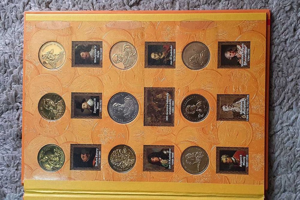 Monety Poczet Królów Polski w albumie