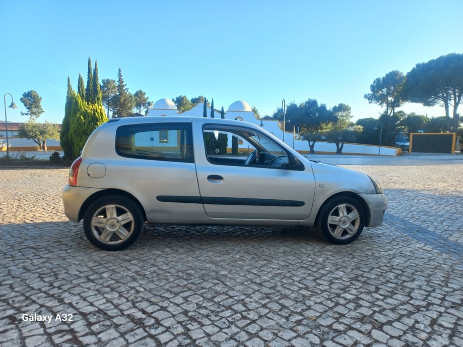 Renault clio comercial A/C