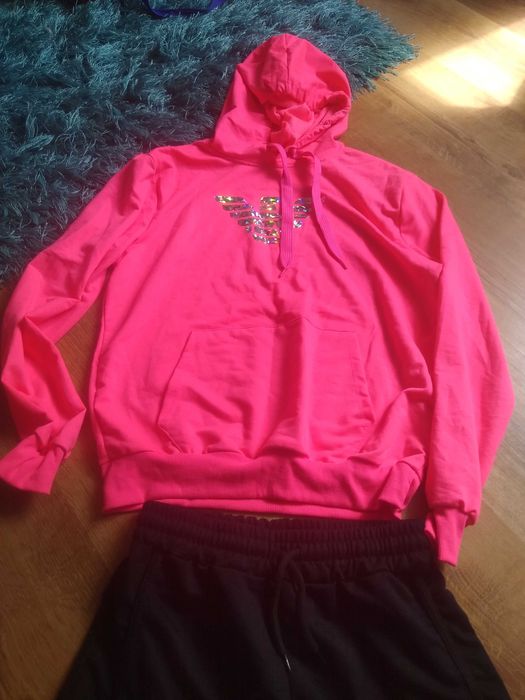 Komplet bluza plus spodenki