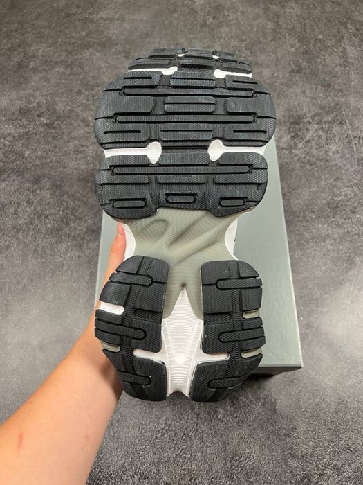 Balenciaga Cargo Sneaker White Grey