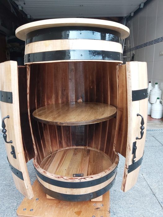 Barril  Bar "Novo" em madeira