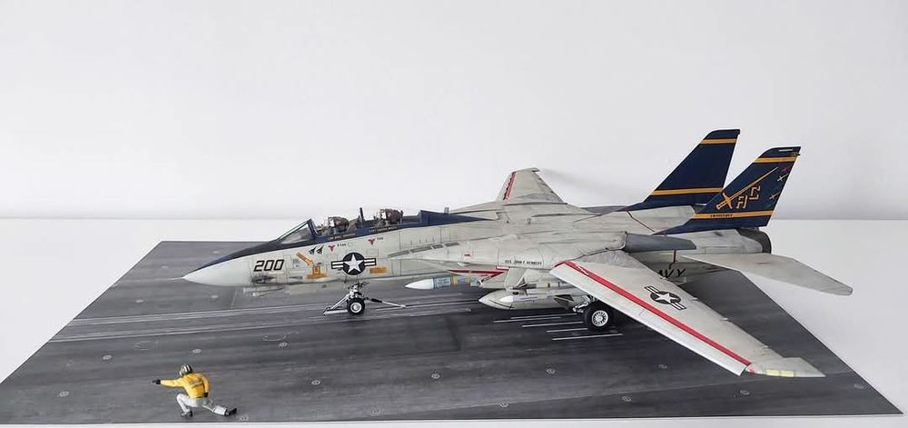 F-14 model w skali 1:48 Top Gun