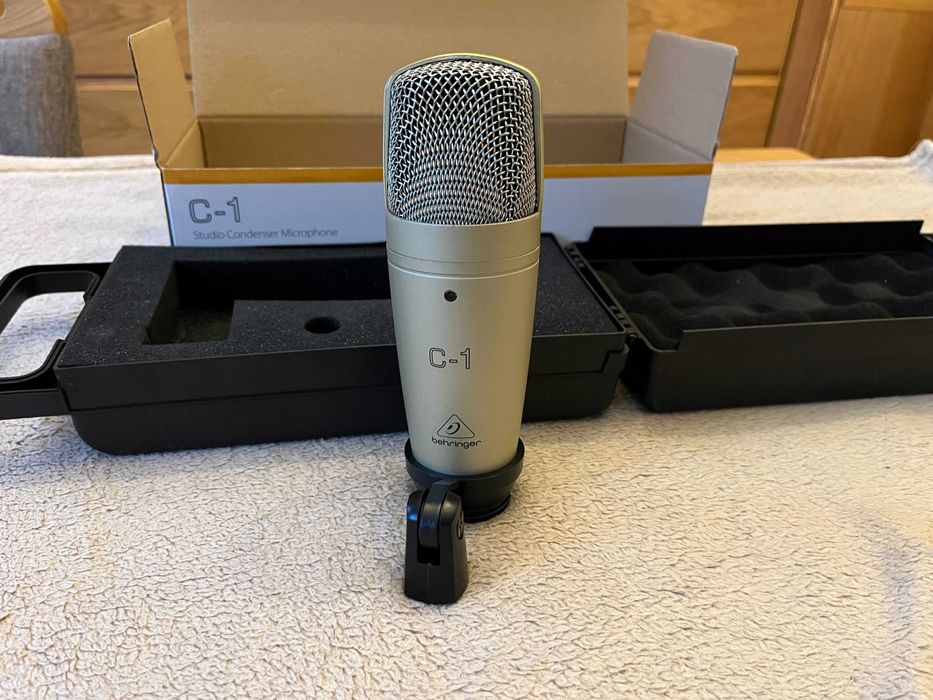Mikrofon pojemnościowy – Behringer C1