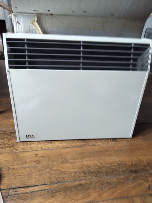 Конвектор електричний, в наявності 4 шт. Нові.