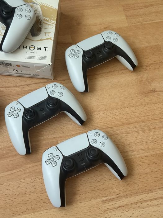Геймпады PlayStation Dualsense PS5