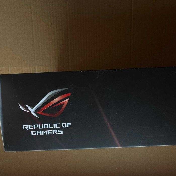 ASUS ROG Strix RX 5600 XT 6GB (Nunca aberto)