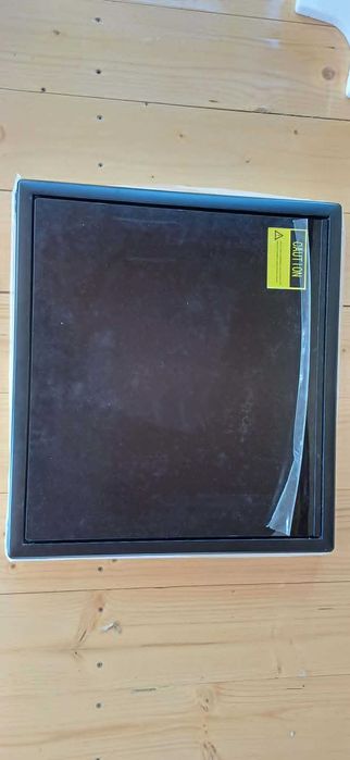 Okno w ramie 50x45 wraz z moskitiera przyczepa kamper