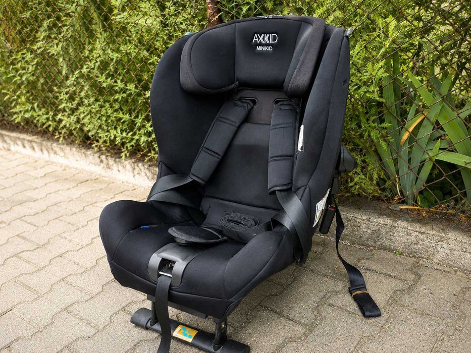 Axkid Minikid 9–25 kg - fotelik samochodowy