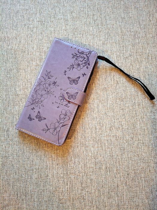 Etui Samsung A35 zamykane