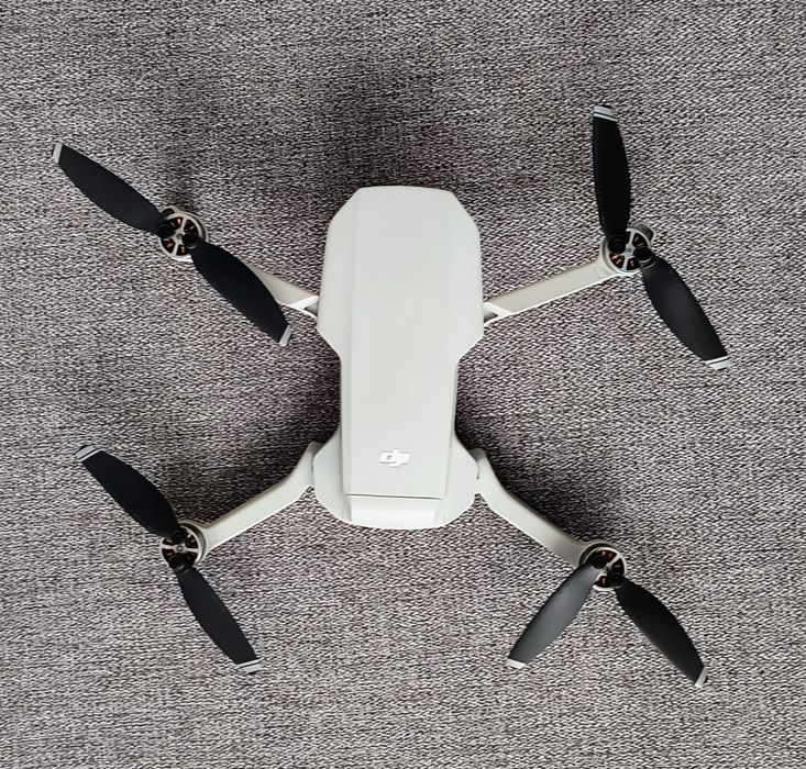 DJI mini 1 combo fly more