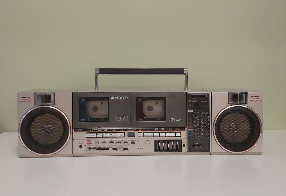 SHARP QT-90 ZG магнітола шарп. Bluetooth.