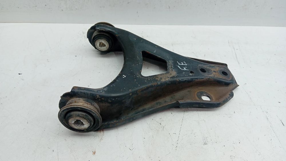Braço de suspensão frente esquerdo RENAULT Clio II (BB0/1/2_, CB0/1/2_
