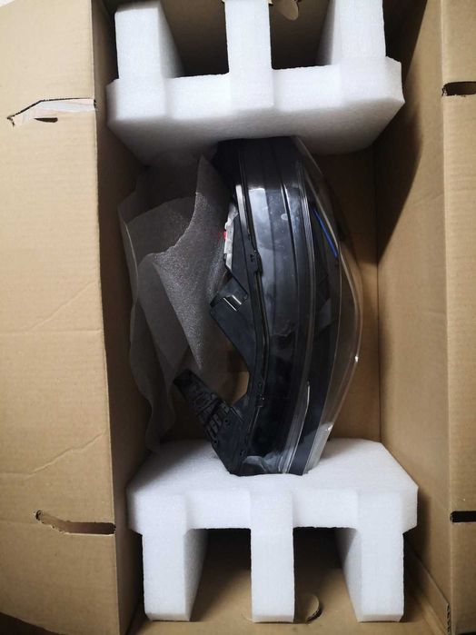 Farol Esquerdo Renault Zoe   - Original OEM