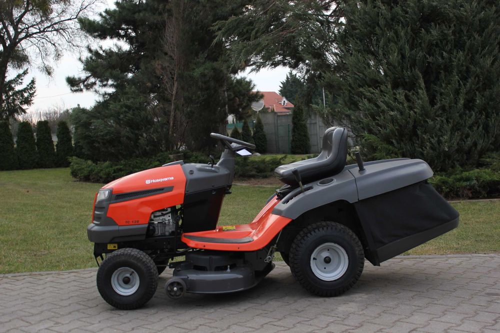 Husqvarna TC 138 TC138 Traktorek Kosiarka