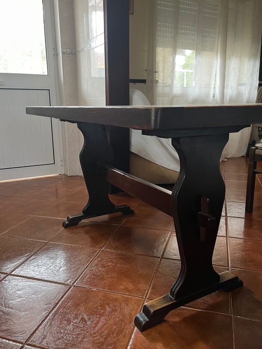 Mesa de Jantar de mármore e madeira maciça