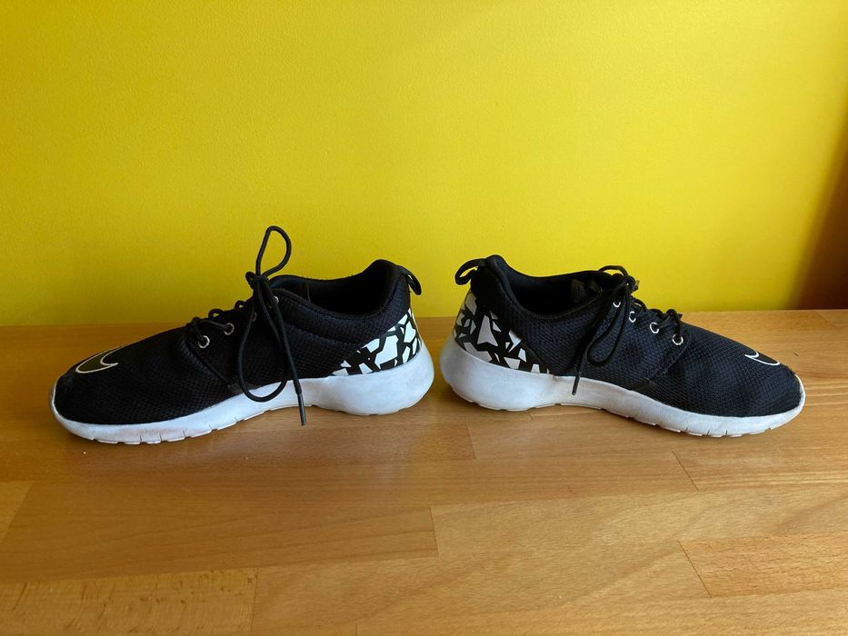 KA928 Nike Roshe One 38
