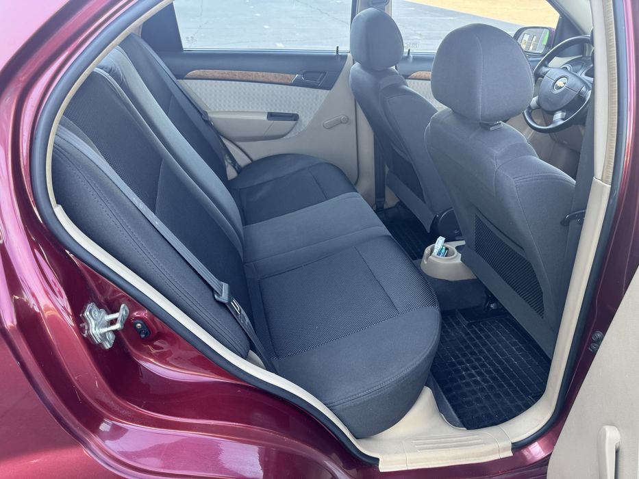 Продам Chevrolet Aveo LT