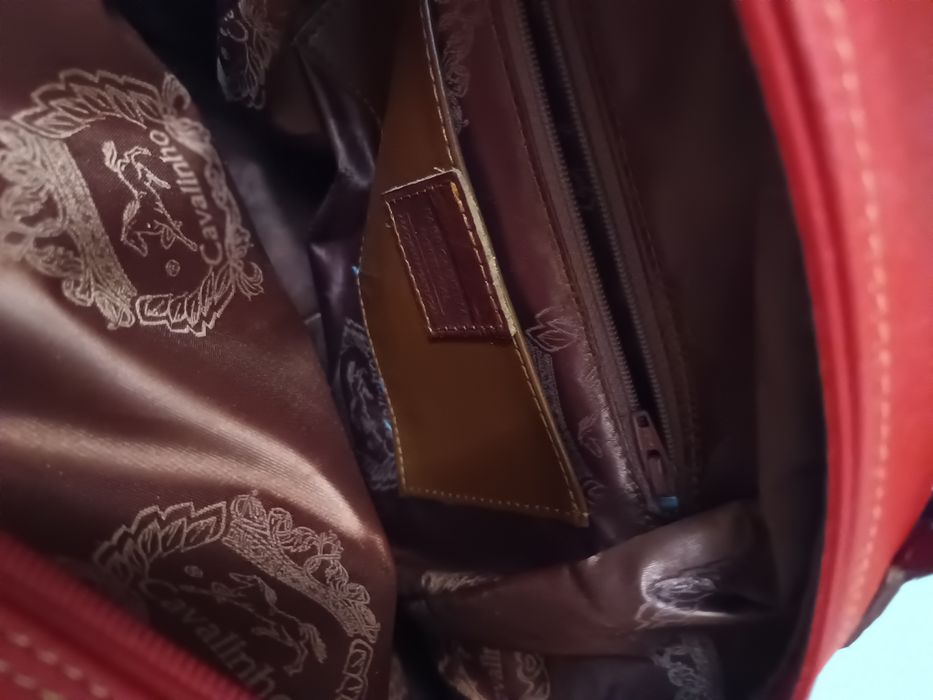 Vendo mochila da marca Cavalinho.