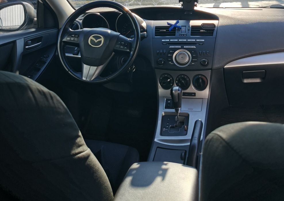 ПРОДАМ Mazda 3! Варта уваги!
