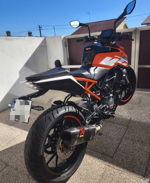 Mota KTM Duke 125