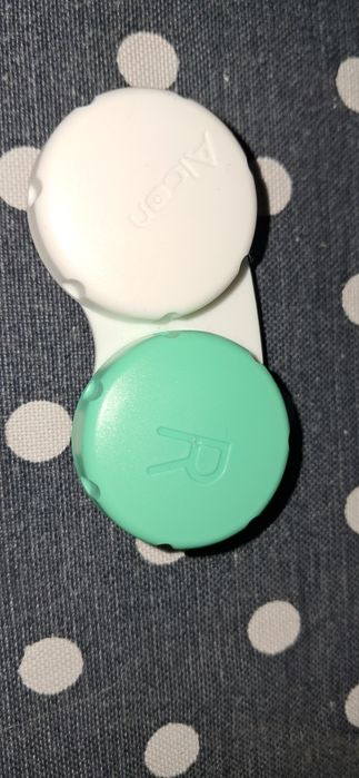 pojemnik na soczeki nowe 5 sztuk Alcon