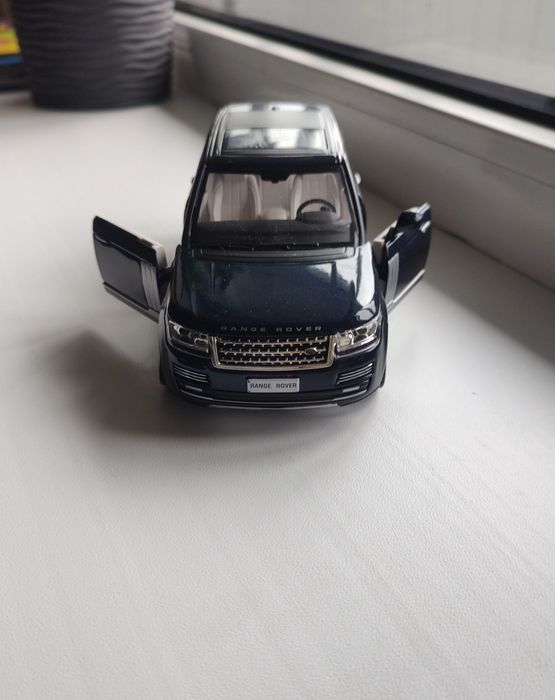 Металевий Джип Range Rover