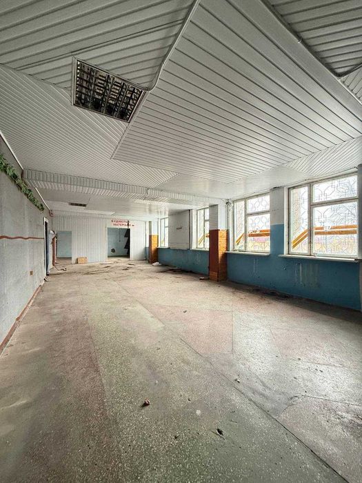 Прподаж кмерційного приміщення