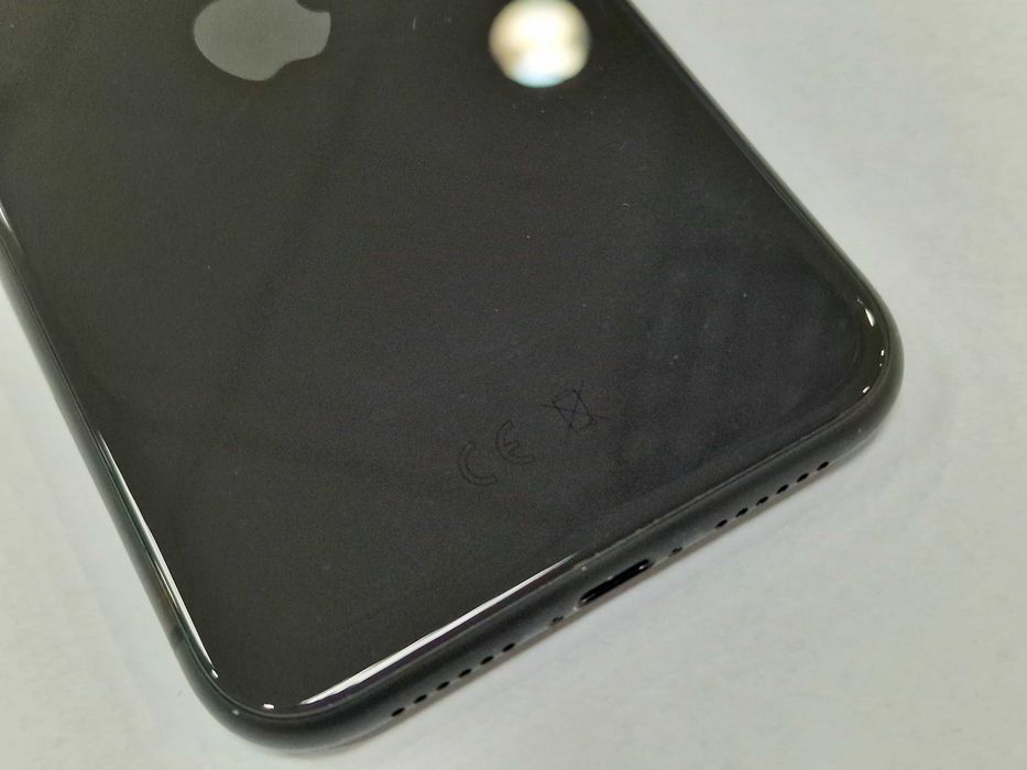 Iphone 11 128GB/ Black/ Grade A-/ Bat ~~82%/ Gwarancja + ładowarka